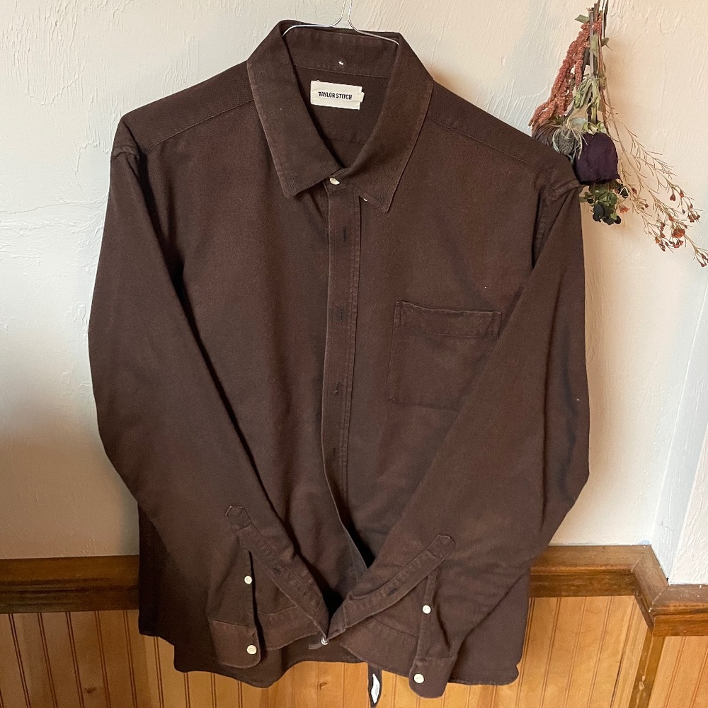 Taylor Stitch The Jack Burgundy